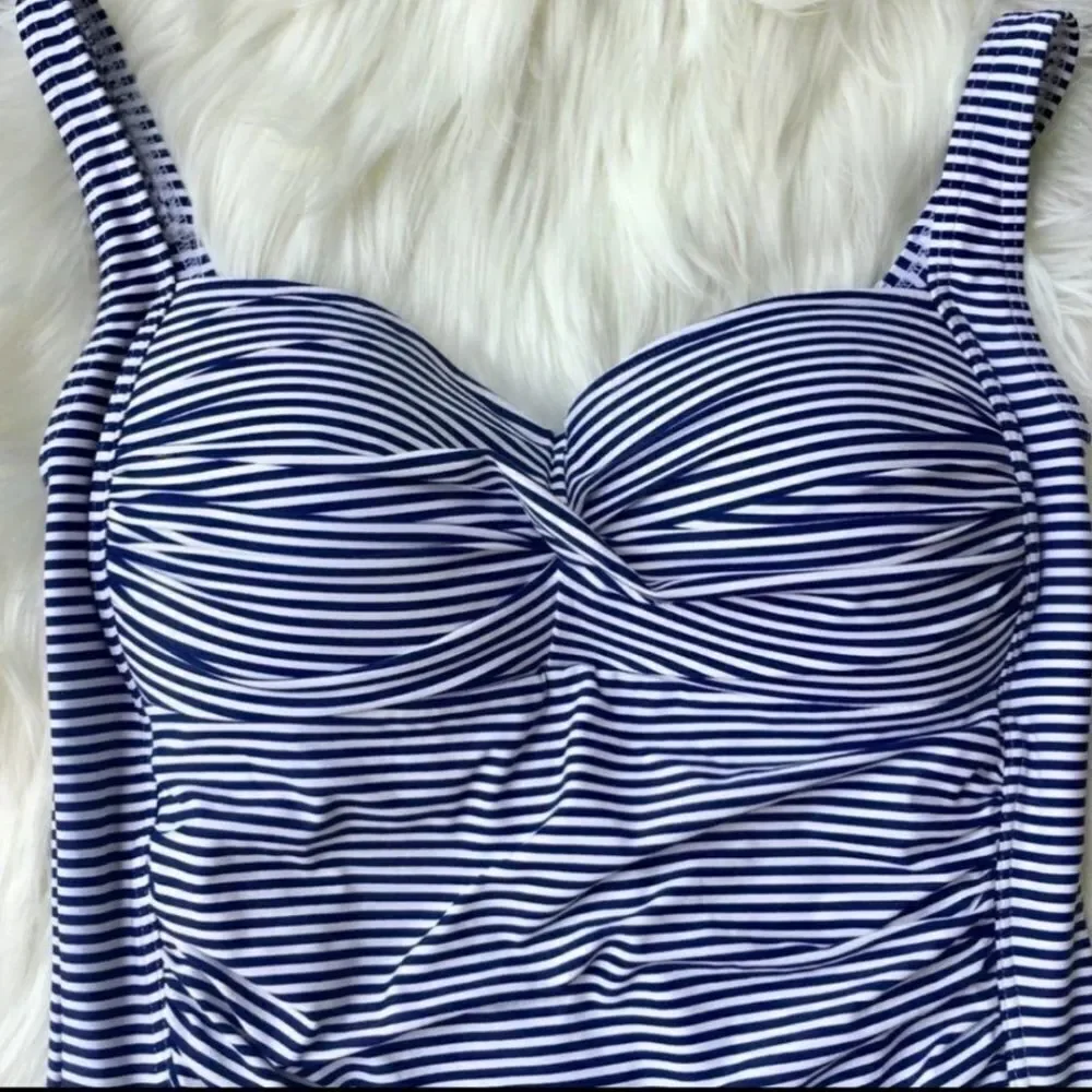 Nip Tuck Women's Navy Sorrento tummy control one piece Swimwear Size 4